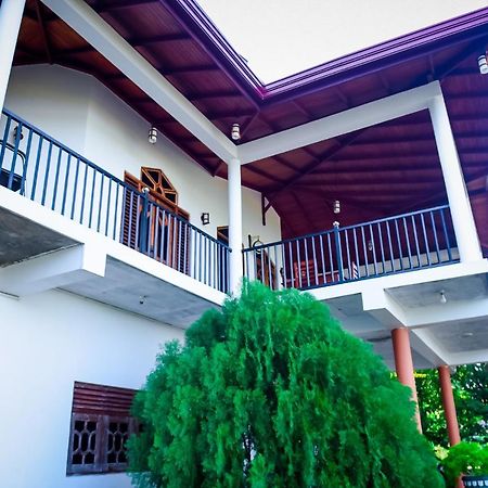 Double Lake View Tissa & Safari Tissamaharama Exterior photo